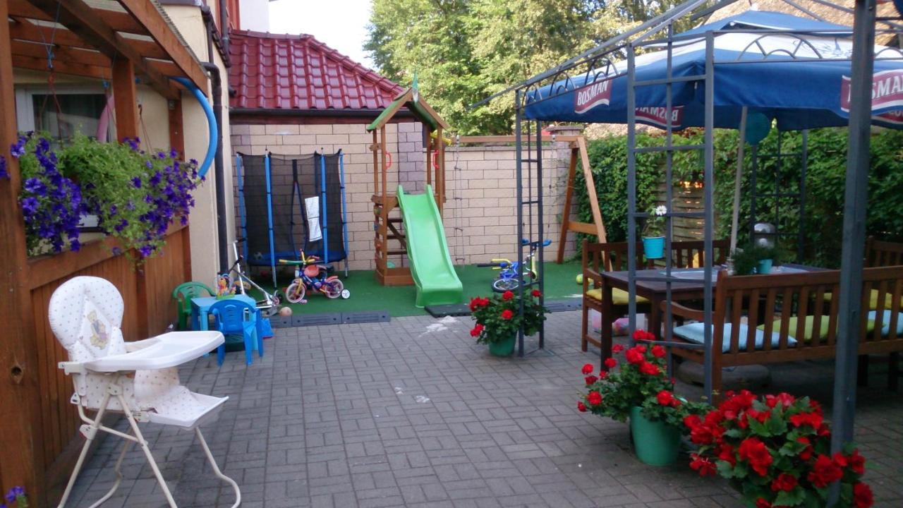 Łukęcin Patio Dom Goscinny מראה חיצוני תמונה
